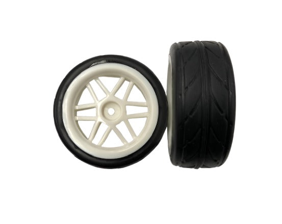 RIVERHOBBY 1:10 Rubber Street Tyres on White Split Spoke Wheels 2pcs - RH-10417