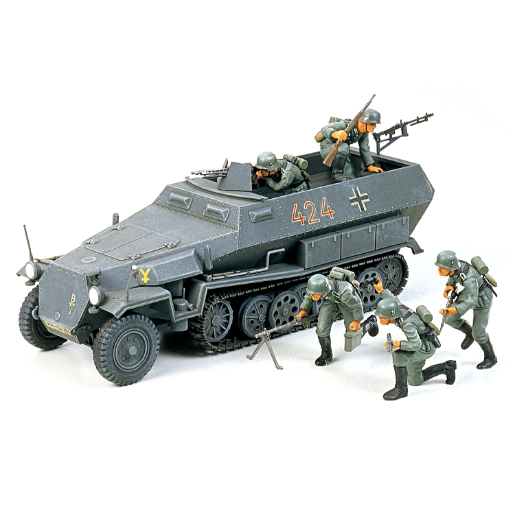 TAMIYA Hanomag Sd.Kfz.251/1 Half Track Tank 1:35 - 35020