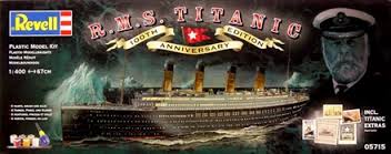 REVELL 100th Anniv. HMS Titanic Gift Set 1:400 - 05715