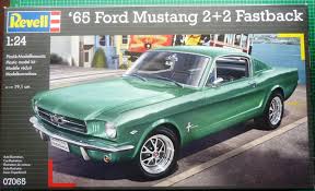 Revell 1965 Ford Mustang 2+2 Fastback 1:24 - 07065