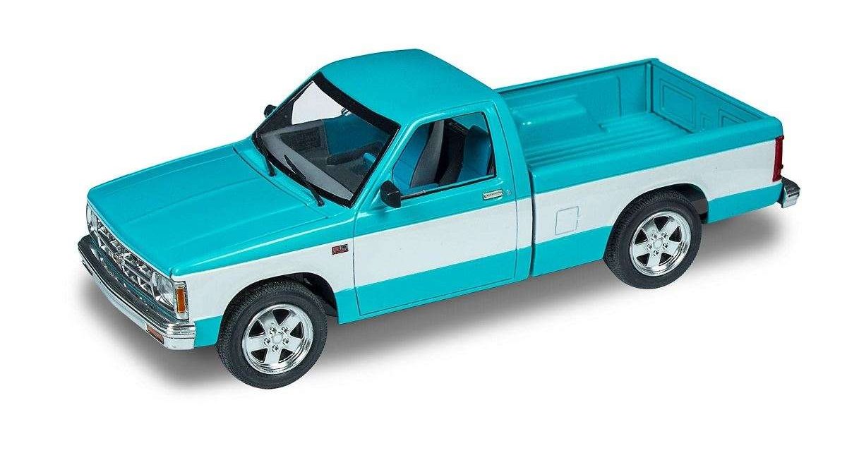 REVELL 1990 Chevy S-10 1:25 - 14503