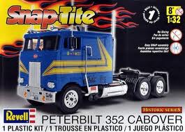 REVELL PETERBILT CABOVER 1:32 -1964