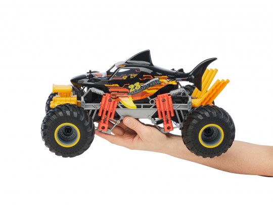 REVELL 1:16 SHARK Next Level Monster Truck - 24555