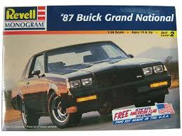 REVELL BUICK GRAND NATIONAL 1:24 - 4265