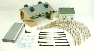 HORNBY Trakmat Accessory Pack No.4 Building - R8230