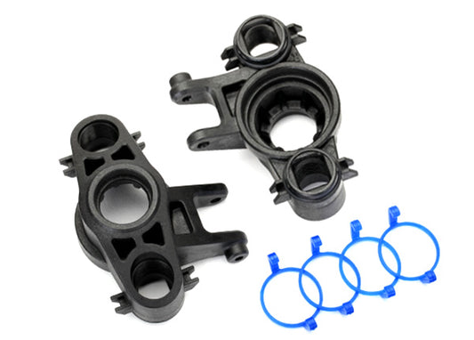 TRAXXAS Axle Carriers L&R w/ Dust Boot Retainers - 8635