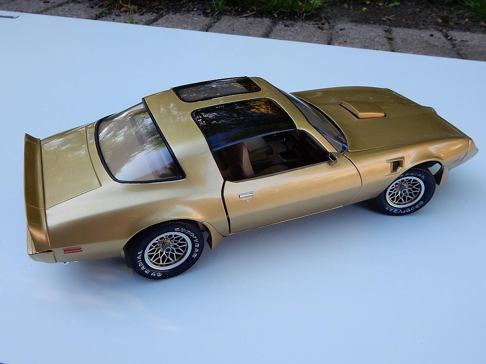 MPC 1979 Pontiac Firebird 1:16 - MPC862 | RC Garage Hobby Shop